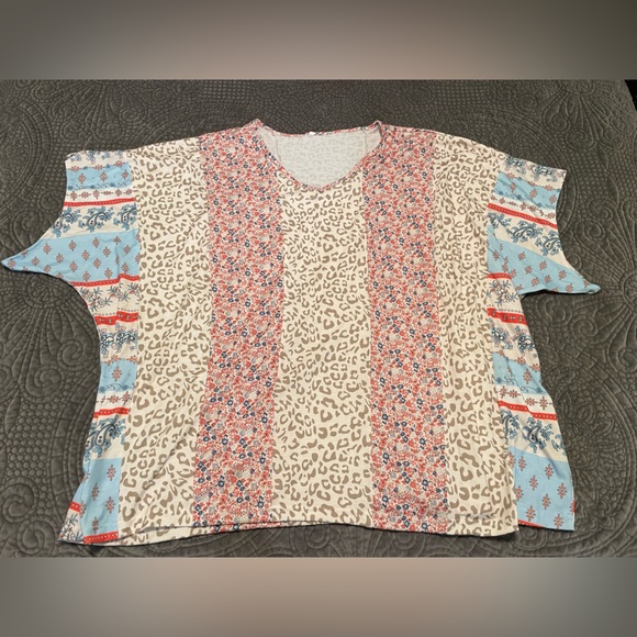 Boutique shirt - Picture 2 of 2